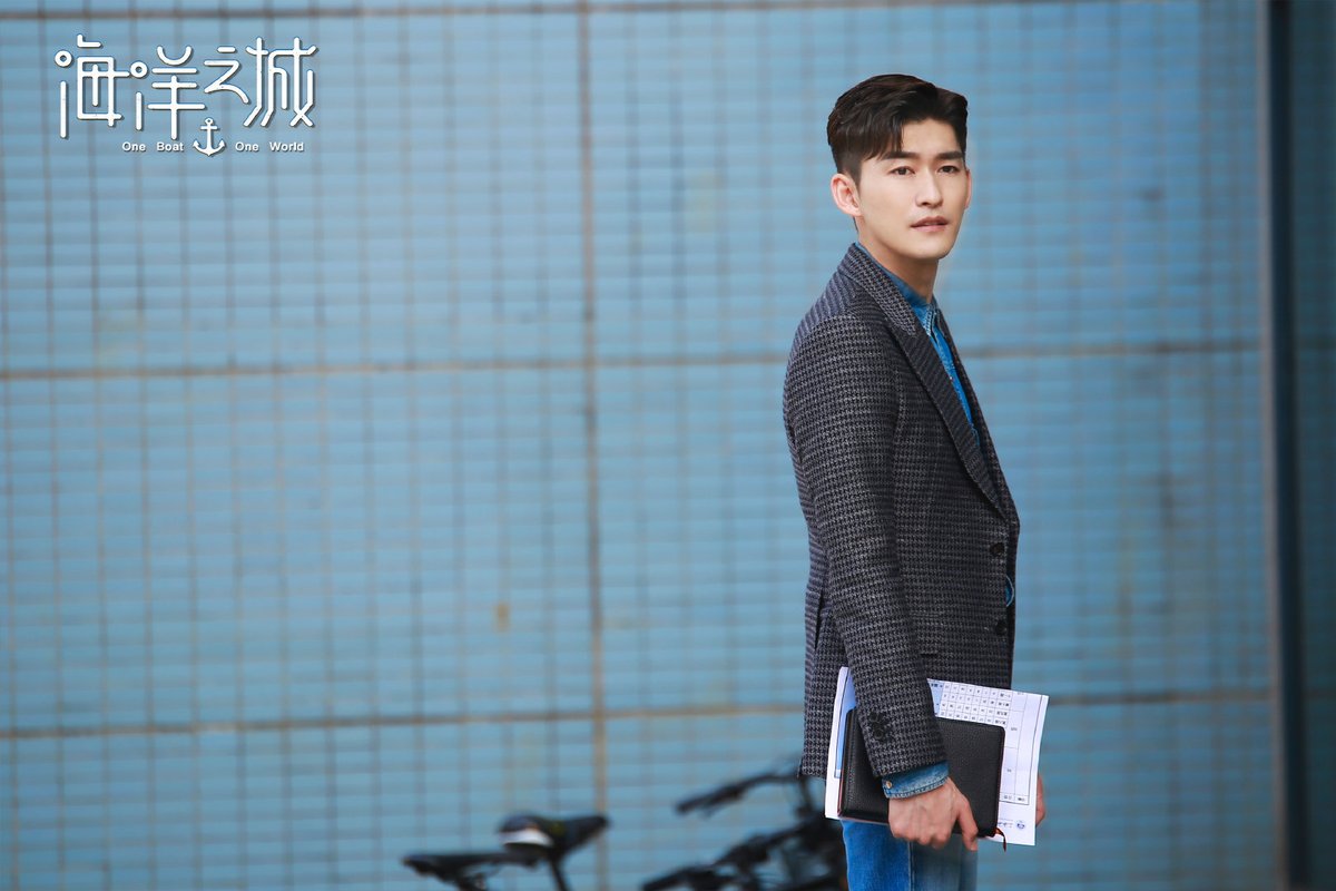 cdrama_update's tweet photo. 210408 #电视剧海洋之城官微 (#OneBoatOneWorld Drama) weibo update
More pics - https://t.co/xAPgqNVuOU
#ZhangHan #WangLikun
#WangGuanyi #YaMei
#张翰 #王丽坤 #王冠逸 #雅玫
#电视剧海洋之城 #海洋之城 https://t.co/YB9Ys9PS2b