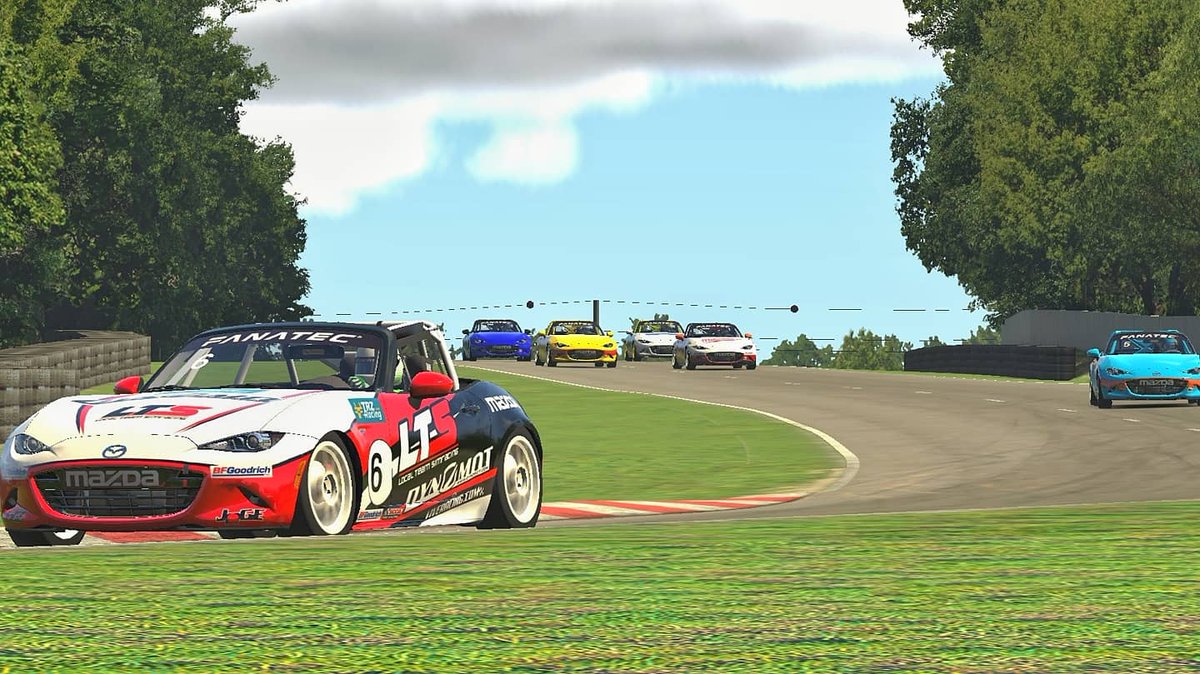 Algrpi_simracing tweet media