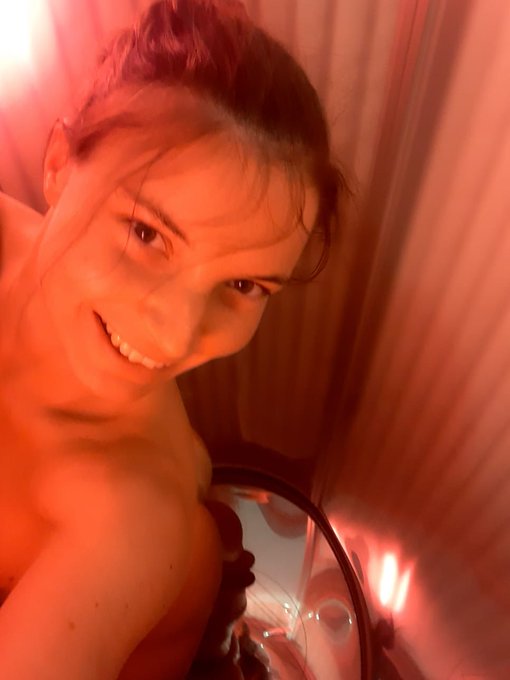 Puszim mindenkinek 😚 https://t.co/CyzU2tlsyN