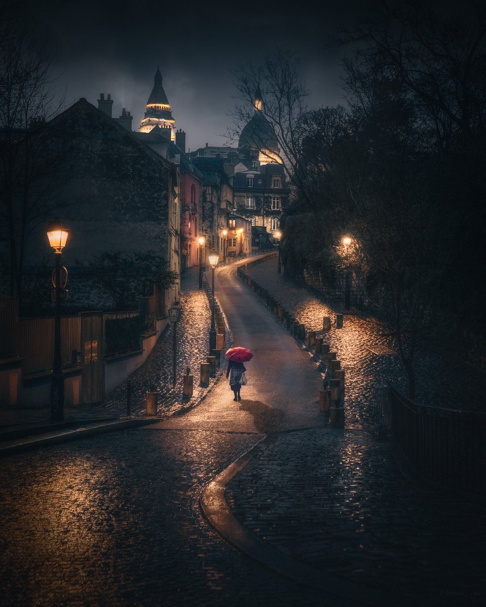 Michael Sidofsky Late Nights In The Streets Of Montmartre Paris Photography Nft Paris Nftcollector Nftcommunity Michael Sidofsky Late Nights In The Streets Of Montmartre Paris Photography Nft Paris Nftcollector Nftcommunity