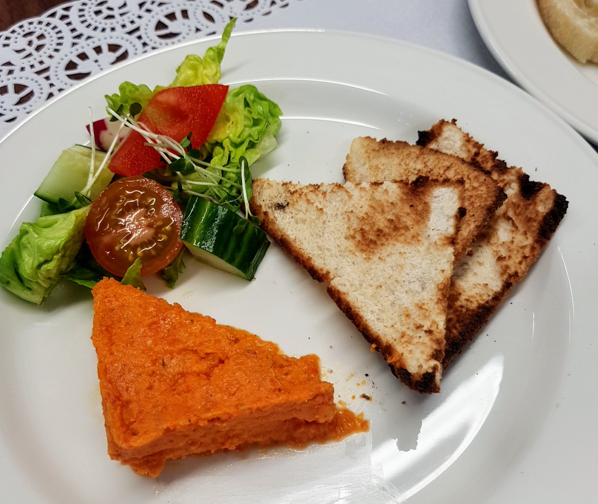 Mossdale Residence tweet media