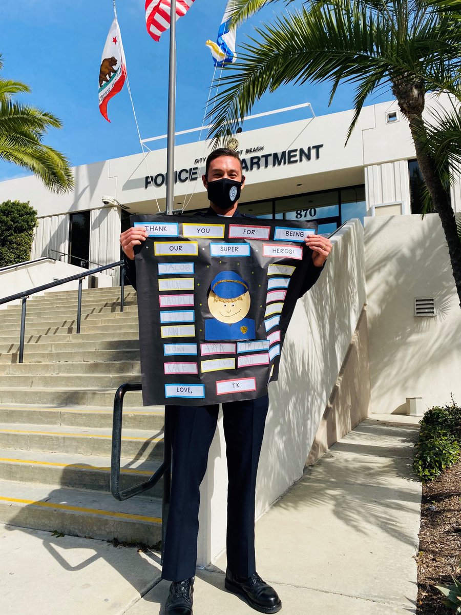 NewportBeachPD's tweet photo. The support we receive from our community never stops! Thank you Our Lady Queen of Angels for your continued support. #SuperHeroes #Thankful #SmileBehindTheMask #MaskSmile https://t.co/BrDUKdz416