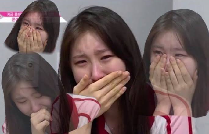 yyujinationn's tweet photo. izone organizing their luggages together and giving back each other's clothes not knowing which is the owner 😔

wizones rn: https://t.co/CVlS4crhgV