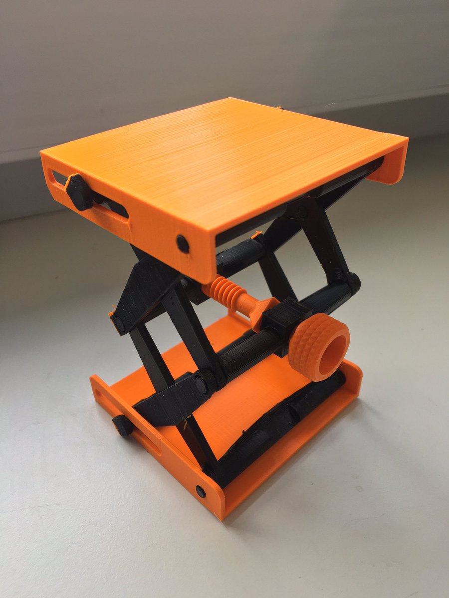 Lees_tweeted's tweet photo. Lab Jack Dan & Coke!! Check out the 2 colour 3D printed lab jack @MedChemDan @KLchemistry @hiltonlab #3Dprinting #LabChemist #IReallyWantOne https://t.co/kjz8oRjGhg