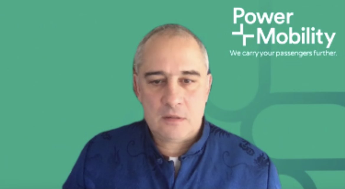 BloXmove's tweet image. Fireside chat 🔥🔥🔥 with @HBloxmove 

#MobilityBlockchainPlatform #metaverse #powermeetsmobility