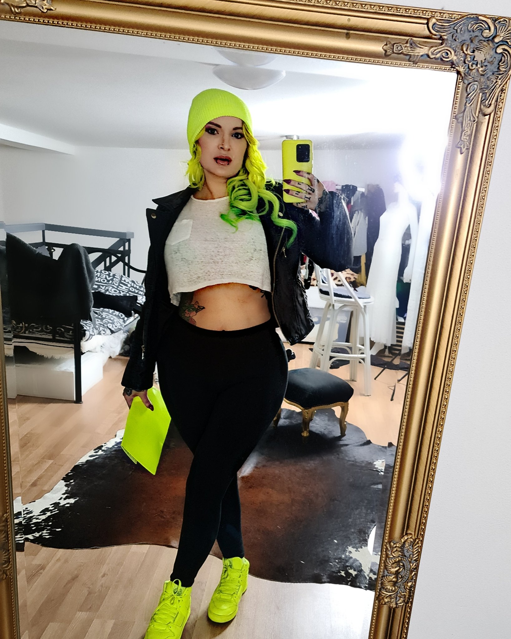 AlexxaVice*MattressActress**FewF*cksGiven* on Twitter: "loved my outfit today for @Reality