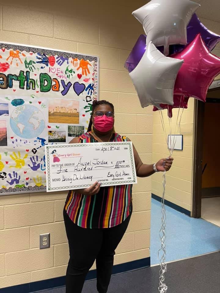 EveryGirlShine's tweet image. Our Florida Chapter adopted a classroom at Palm Terrace Elementary School for our Shining on Literacy program to provide children stories being read by our parents, mentors, Stars, &amp;amp; volunteers along with a donation for supplies for Miss Angel’s Classroom. #lovingothers