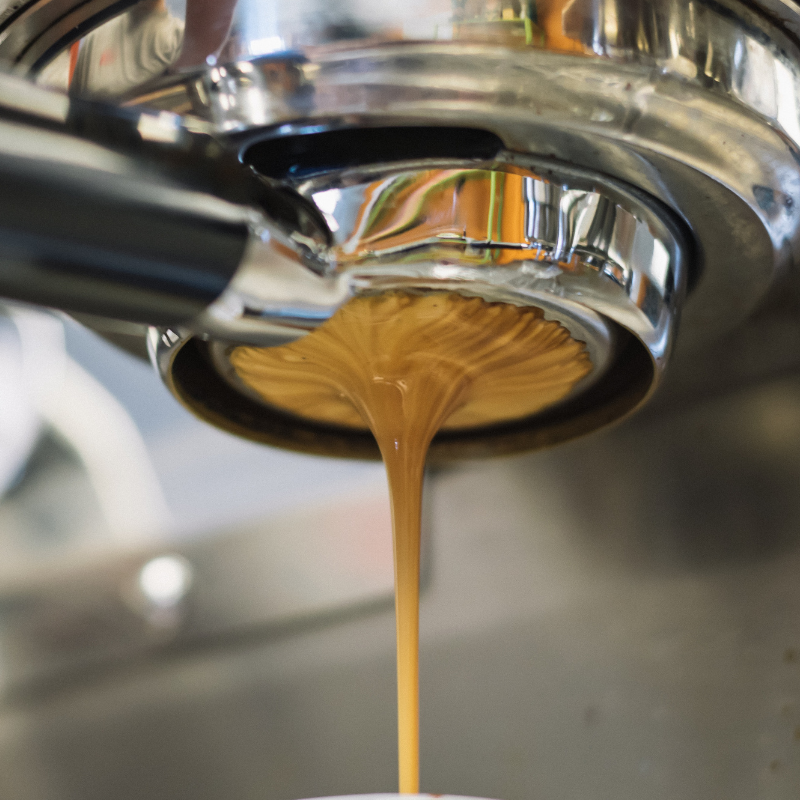 EngineCo28's tweet image. Espressos, lattes, cappuccinos or regular coffee?  We have them all! Pick up your loyalty card and get the 9th item on us! Open at 8AM. 🧑🏻‍🚒👩🏽‍🚒🧑🏿‍🚒👩🏼‍🚒 9th breakfast meal on us! #BreakfastClub #coffeetime #dtla #newstop #engineco