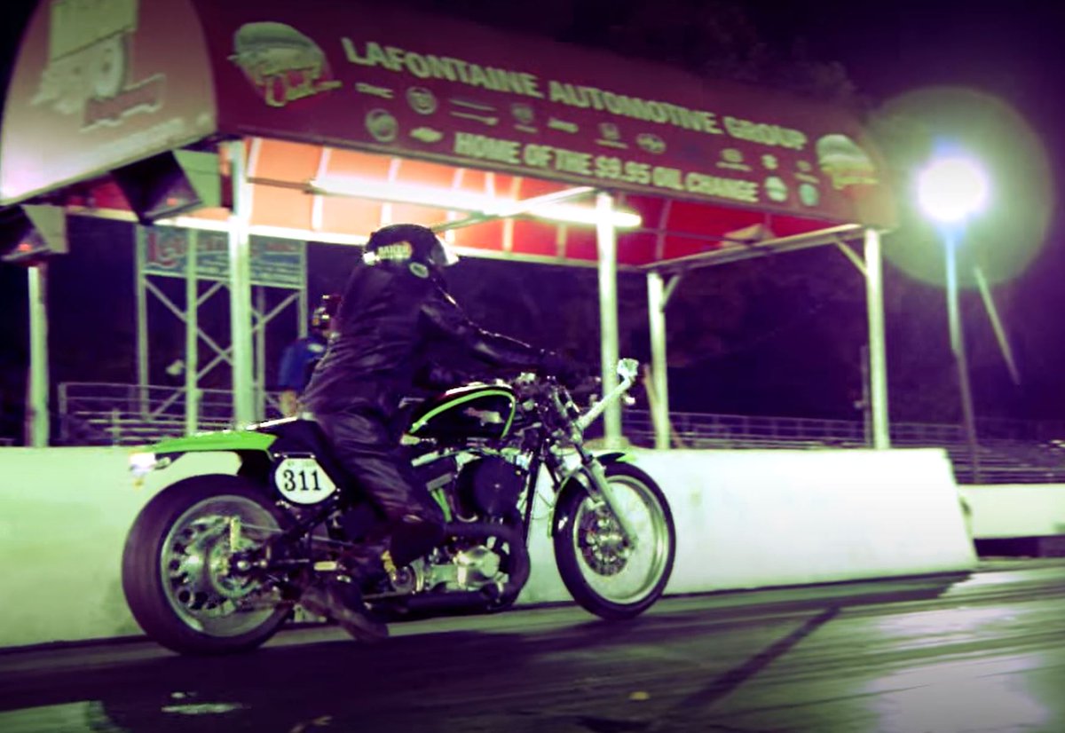 BakerDrivetrain's tweet image. What bikes are you all racing this year?!

#throwbackthursday to prepping Bert's Organ Donor for the strip! Check out the full video here: bit.ly/39UTJQT

#baker #tbt #bakerdrivetrain #bakertransmission #hd #harley #harleydavidson #race #racing #dragstrip #topfuel
