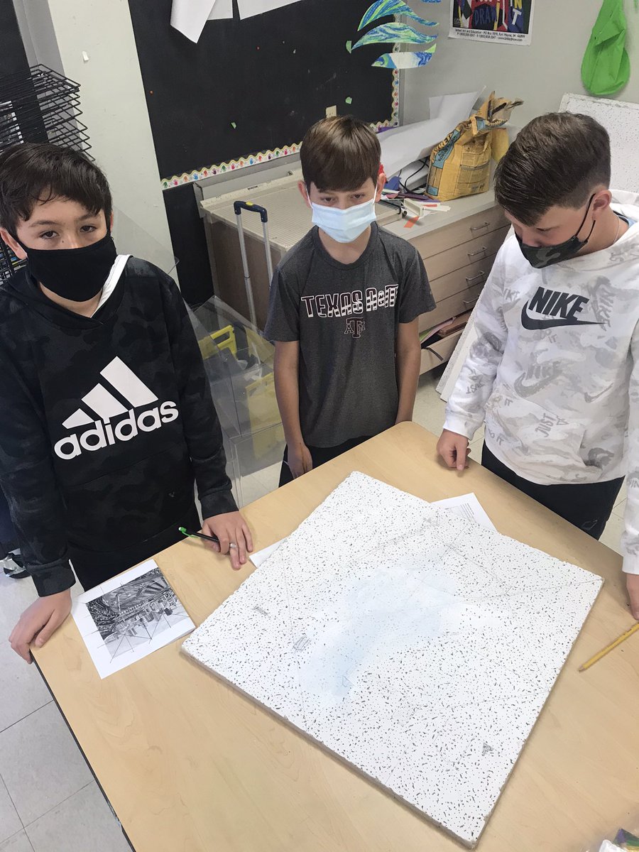 kovach_brittany's tweet photo. 6th grade is excited to start their ceiling tiles! #nebbienation #nebbieART https://t.co/nJ46dewCei
