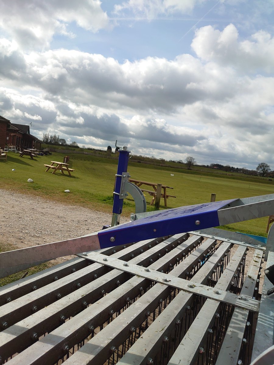 BPGcontractors's tweet photo. Cricket 🏏 outfield scarification @BramhallCC with our @CampeyTurfCare #UniScratch 👀 https://t.co/oO3MROvb2u