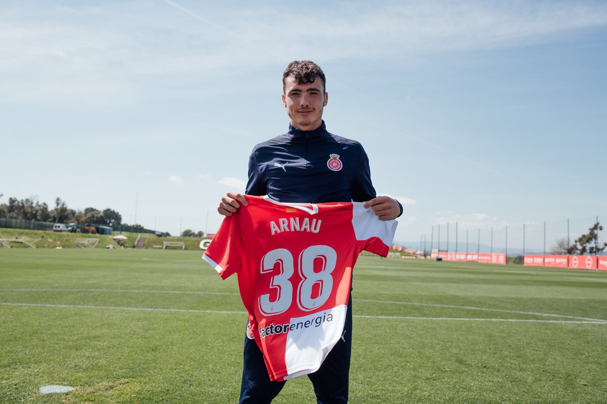 GironaFC's tweet photo. 🚨 SORTEIG SAMARRETA DEL JUGADOR MÉS ENÈRGIC DEL MES! 👕

Guanya la samarreta de @Arnaueti41 signada, el jugador del març

Per participar: 👇
1️⃣ Fer RT i posar LIKE a la publicació
2️⃣ Seguir a @factorenergia i @GironaFC
⏱ 24 hores per participar

#GironaFC #FactorEnergia https://t.co/CGPm9uaLuz