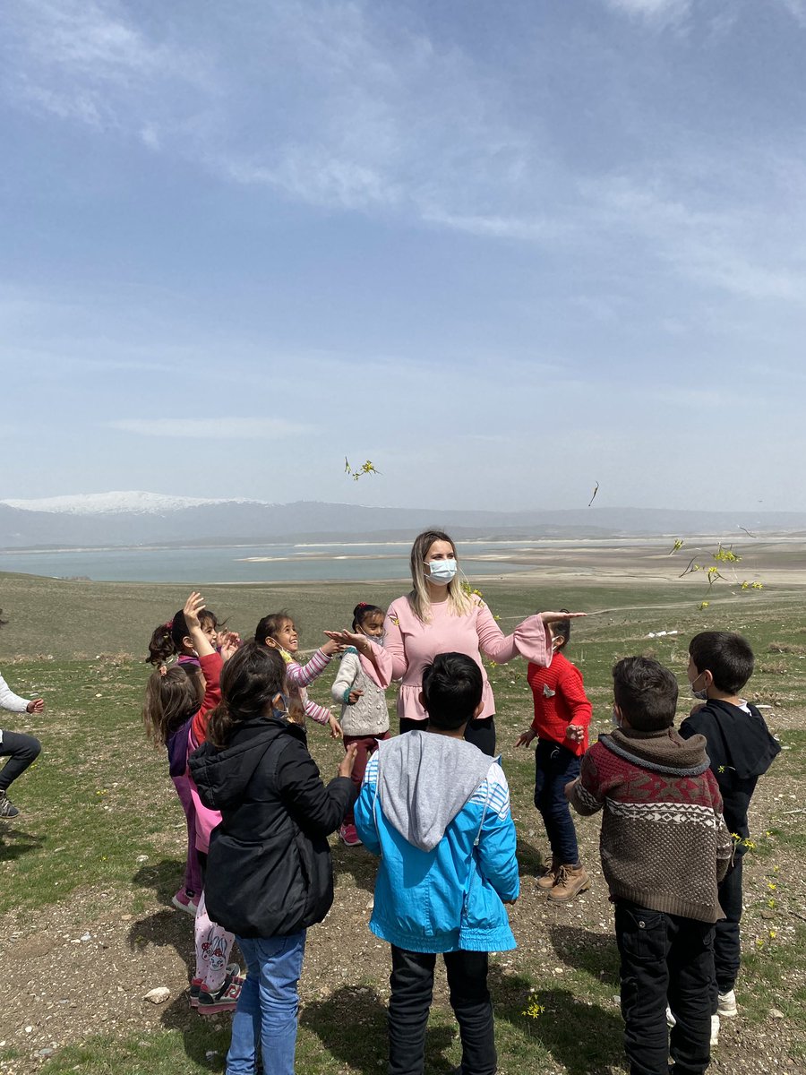 Güneşli bir günde köy turu ve piknik🤗 ☀️🌼🌸💐