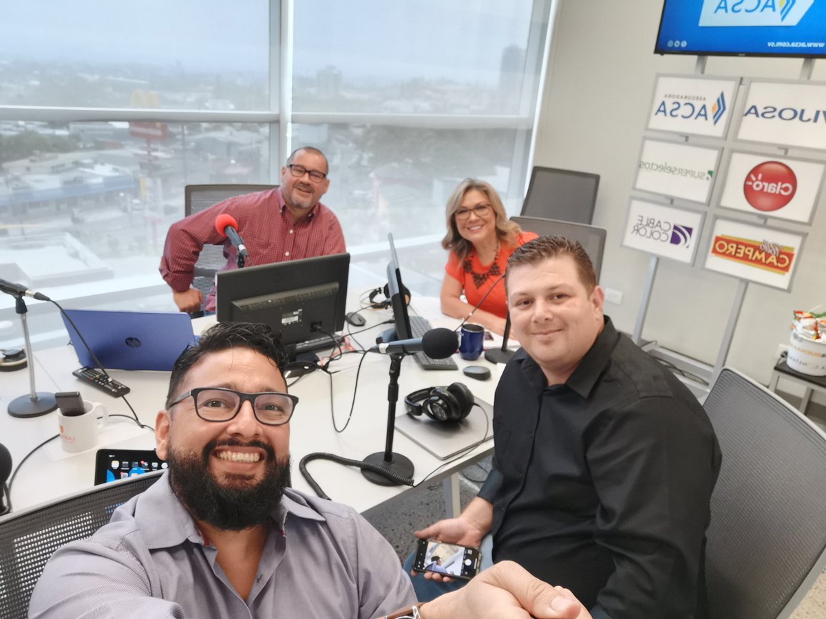 jcthola's tweet photo. Listo con @dianavytony para hablar de Tecnología y Mercadeo #Mertech junto a @oscaritohdz https://t.co/ORrdHRcaiy