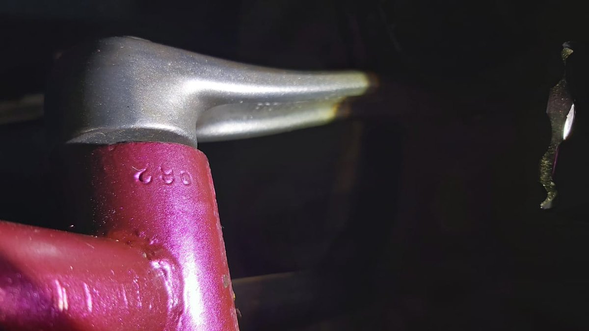 BJacksaw's tweet photo. Edisi Bu jual terus sampe laku FB/FS, murah aj di jamin loncer repaint ulang ganteng bgt asli
Frame Vuelta flite 220 chromoly 4130 inc fork classic sudah do.Size 52 ,nomer seri aman
Spec/price DM 🙏
Lok Ciputat Tangsel
082114129223
#fnfjb @AlcatrazTrack @trackcyclery @ShoppTrack https://t.co/1fQrNyHtKw