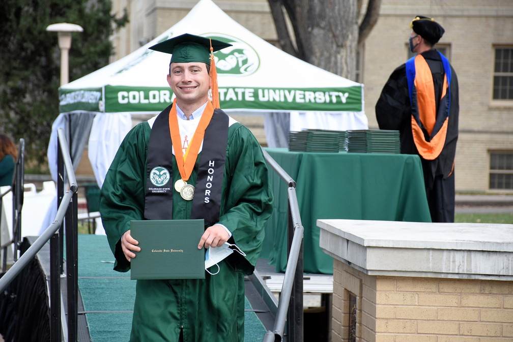 Fr Iujq9no0ylm Csu Engineering Graduation 2022