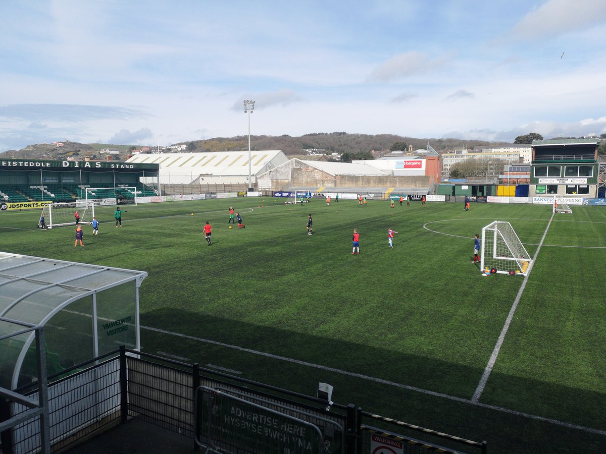Thank you to everyone who attended the <a href="/AberystwythTown/">CPD Tref Aberystwyth Town FC</a> Easter Fun Football camp today! We all had a fantastic time and I'm looking forward to seeing you all again!