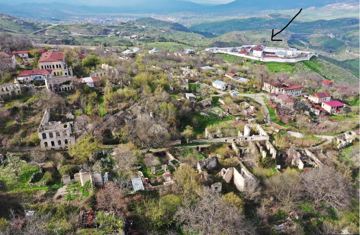 TGanjaliyev's tweet photo. Did u know?

Only remaining building that was left untouched by🇦🇲during its 28 years of occupation in #Shusha is the prison seen on the top right side of📷.

There was a reason. This death camp witnessed so many🇦🇿civilian tortures &amp; deaths. The fate of many more is still unknown. https://t.co/Wj7scwSpKO