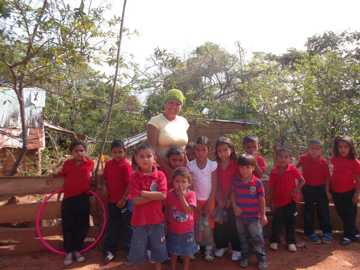 marblancblanco's tweet image. 25 años, no es fácil decir que me case con educación todo lo que uno pasa son experiencias únicas e increíbles en la vida. Guardo mis mejores recuerdos de estos momentos