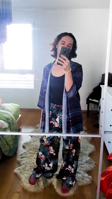 Why I love working from home :P https://t.co/51ukYyeS86