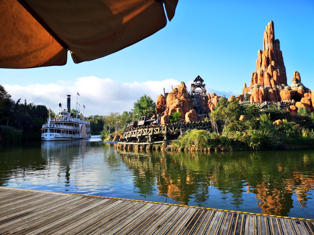 Planetary_Pilot's tweet photo. β¨πΈβ¨ #DisneylandParis β¨πΈβ¨ #disneymagicmoments β¨πΈβ¨ #DLPMagicForever β¨πΈβ¨
βΆοΈ https://t.co/csB2t1nSeJ https://t.co/ieNdGzOYjW