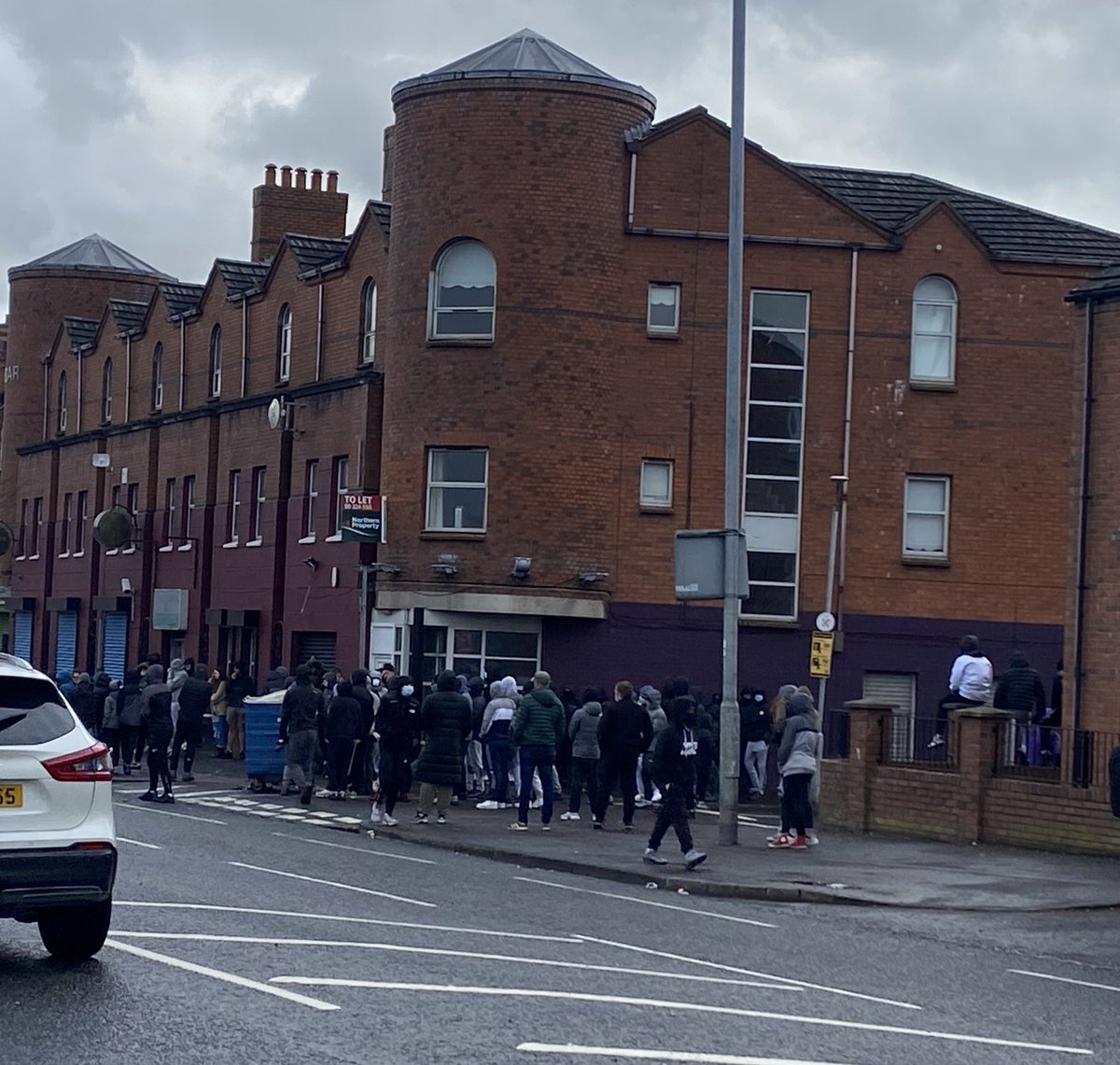  Things are relatively quiet here on the Springfield Road although crowd seems to be getting bigger. Good to see some youth workers have arrived at the scene to engage with the groups. No sign of PSNI