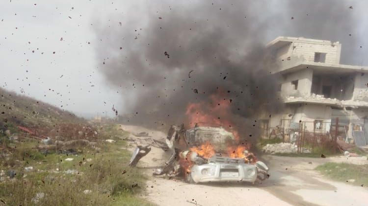 SyriaCivilDef's tweet photo. 7 civilians were killed, including 3 children and two women, while 3 other children were injured this afternoon, in a new massacre committed by the regime forces, after targeting a civilian car with a guided missile near #AlNajeya village, west of #Idlib. https://t.co/D3rTzqNR1w
