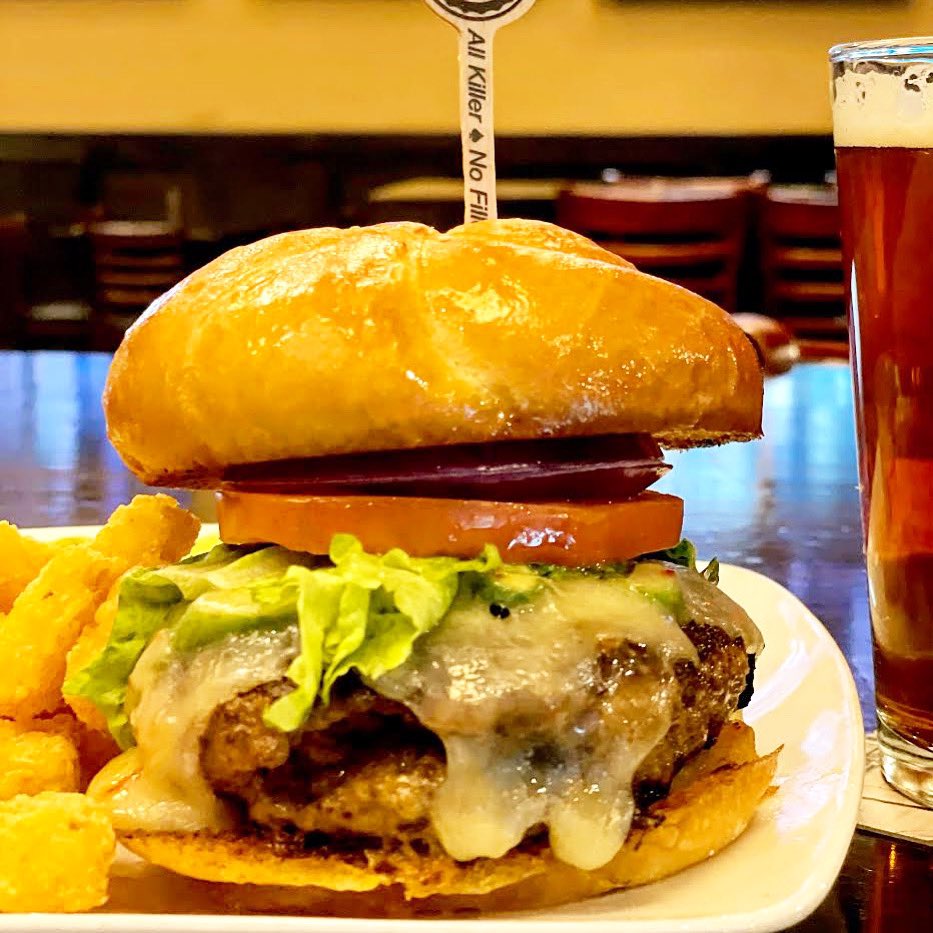 ACESANDALES's tweet photo. SIIIICKEST BURGER! Call the doctor. #Rad #BestBurger #Vegas #Yum #Foodies #OMG #BiggerIsBetter #SizeMatters #AllSizeMatters #BurgersMatter #EatPraySin #SinCity #SinAgain #CallMe #SeeYouSoon https://t.co/ZlgDhmCjjQ