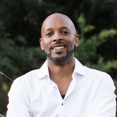MRC_SLC's tweet photo. This Houston-based real estate professional and urban planner is helping build community wealth ... https://t.co/Y4cisw9b0z via @StrongTowns and @JasonTHyman https://t.co/T7OO3l2FCQ