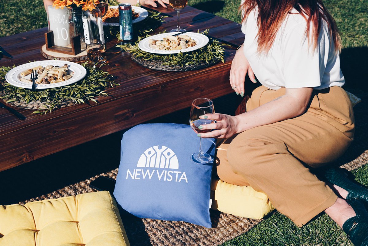 NEONPR_'s tweet photo. Starting Thursday, April 15th  @NewVistaNV will host their new event series, Picnic on the Lawn at @downtownsummerlin to celebrate fresh, springtime vibes for a good cause! Click the #linkintheirbio for more info on how to get your tickets.☀️🌷🧺 https://t.co/cMQVKEigv3