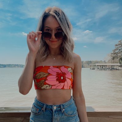 haley_bug27's tweet photo. #NewProfilePic https://t.co/0wcr30IseY