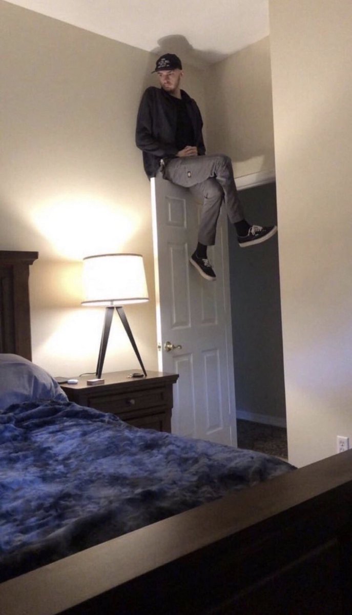 لما ارتب غرفتي واحط كل طاقتي فيها