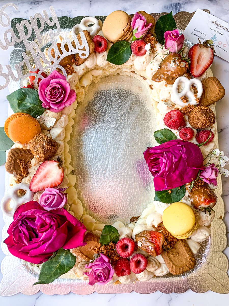 amseatss's tweet photo. Letter Cakes #amseatss https://t.co/dU90d9EM4l