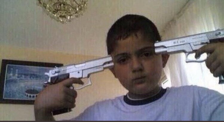 #instagram çökmüş modemi tokatlamaya gidiyodum az kalsın