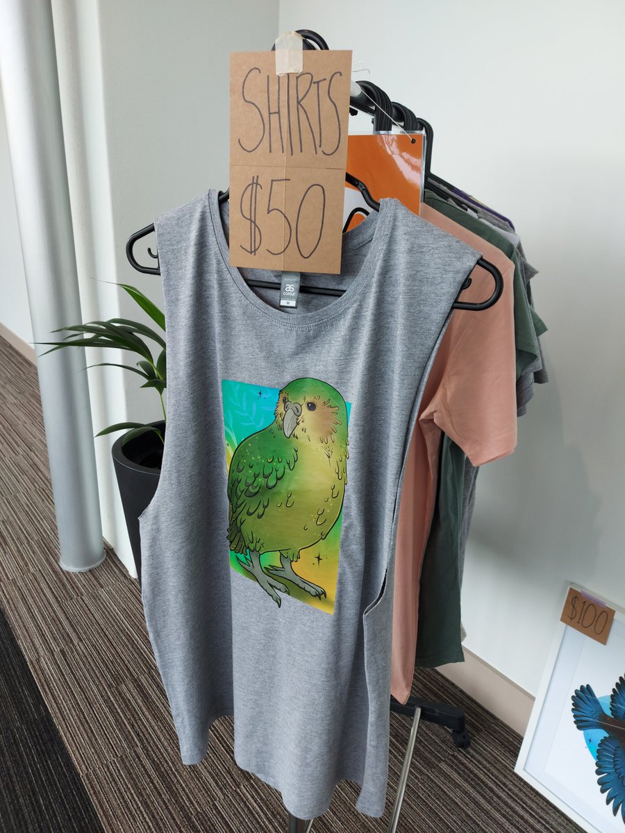 taliaconn's tweet photo. If you're in the Tron today/this weekend I'm at Claudelands Events Centre all day for the next 3 days! Shirts have come in, if you are in Hamilton and want to pick up come see me 😊 or just come say hi I have a spare seat for yarns https://t.co/6ffcR453Lq