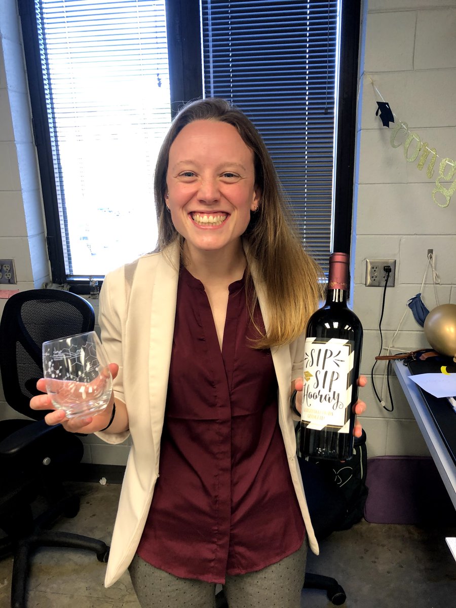 FarnumByron's tweet photo. Excited to announce the first PhD student from @FarnumLab! Congrats @AlPal_10! https://t.co/g8oB2pTQQ7