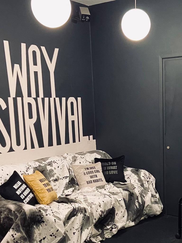 slogunz_'s tweet photo. Chill out in our #changingroom #zone #inspiring #Chillout  it can open from #12thApril #beindividual #SGZ https://t.co/K6mEGZoOBJ