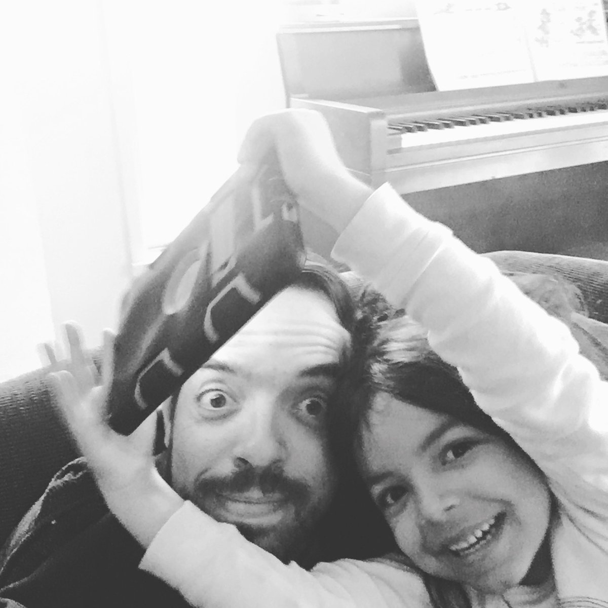 chicopardont's tweet photo. Dê RT nesse tuite com a foto em que você esteja mais ridiculamente feliz
Aquele feliz tão feliz que deixa quem vê a foto meio feliz tb https://t.co/hEZUynWJrJ