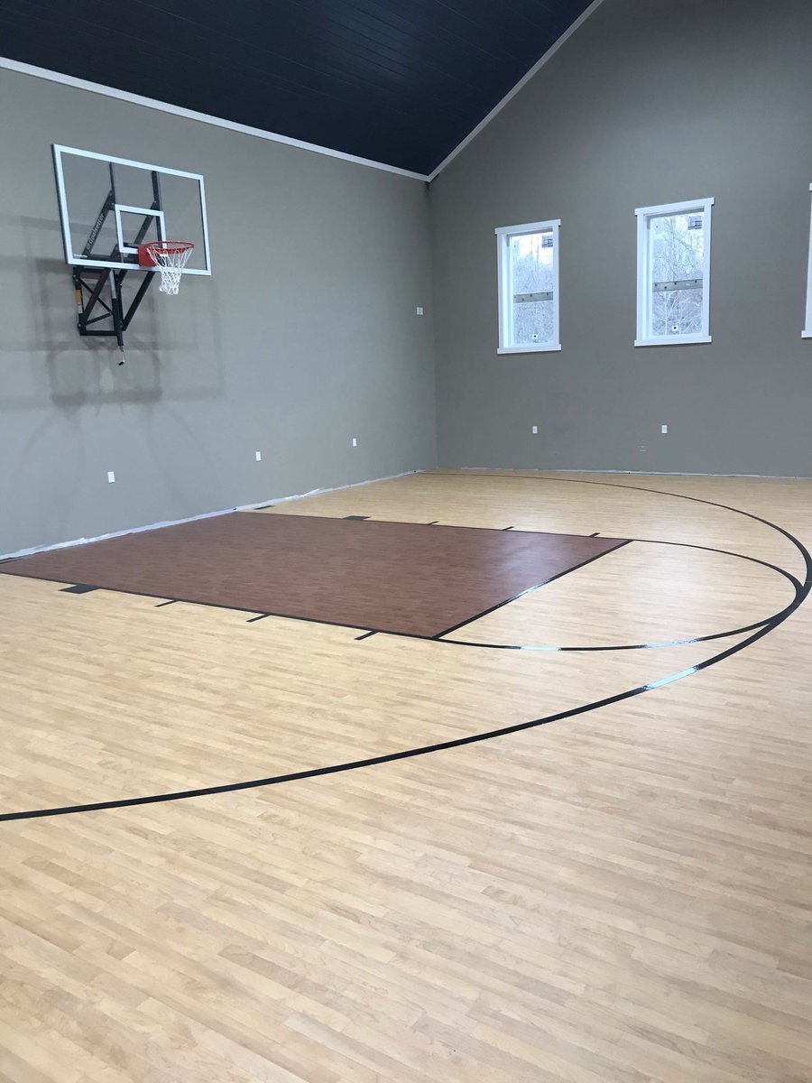 aip_inc's tweet photo. Tarkett Omnisports is the perfect choice for a home gym!  Low maintenance and great playability!
@TarkettIndoor https://t.co/ANtNPRtXKQ