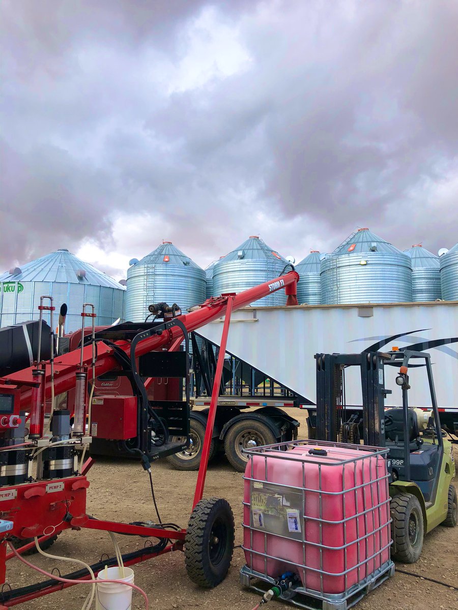 _leefirth's tweet photo. Treating with the storm - before the storm! @STORMTreater @flamangroup https://t.co/m517rxM4gH