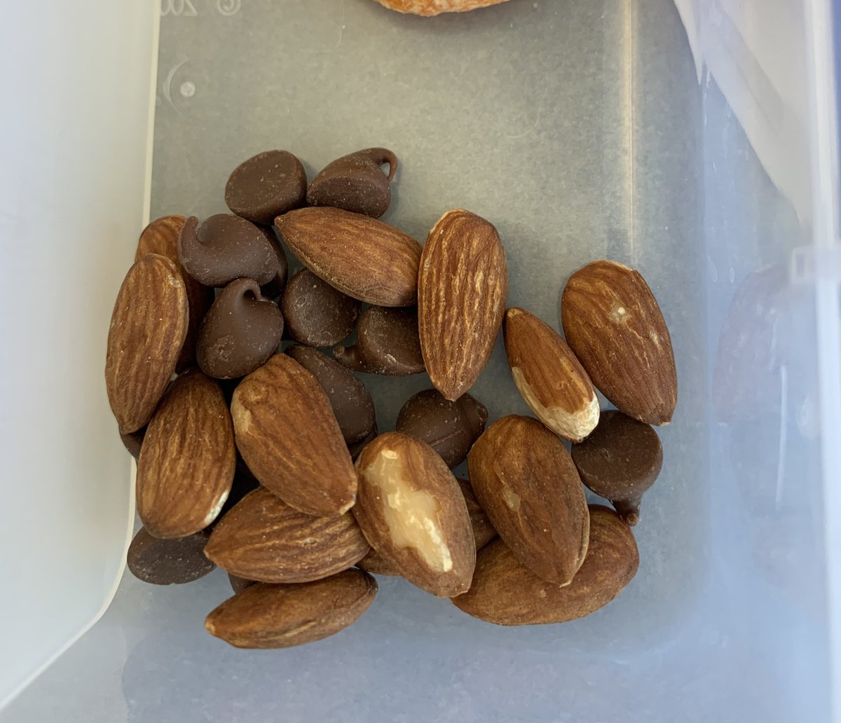 SkinWade's tweet photo. Wifey put this in the lunch. 

Will @ktfuntweets be upset? 

#SuperNut https://t.co/DoDQE16l67