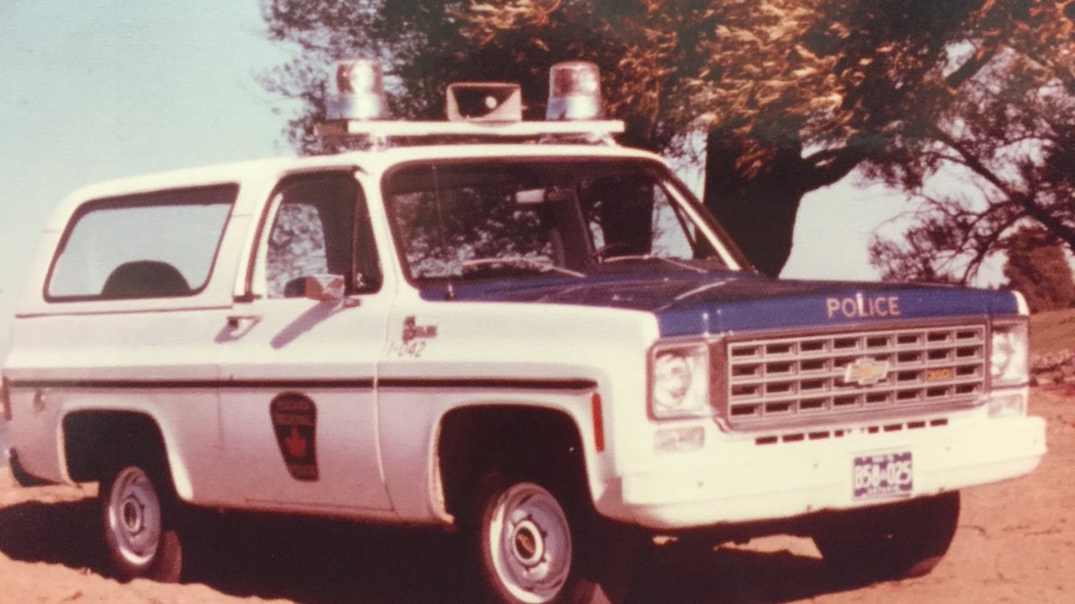 NiagRegPolice's tweet photo. #tbt to the late 70’s when our Officers drove around in these classics. https://t.co/pacCKma1zk