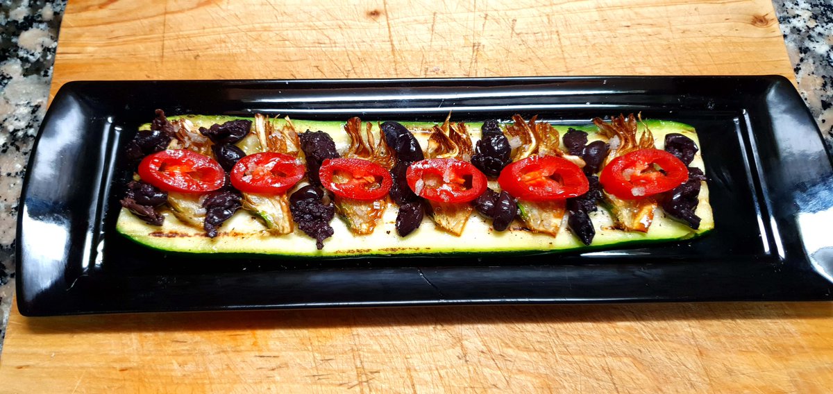 MiCocinaJIF's tweet photo. #Calabacin #Zucchini #Alcachofas #Artichokes #Aceitunas #Olives #Guindilla #chilli #AOVE #Pimienta #pepper #salenescamas #flakesalt #yum #MiCocinaJIF
@DOPGataHurdes @aoveJacoliva @oiltogetherAove @AoveLovers
Ver vídeo receta completa en/see full recipe in
https://t.co/CJh5r6VsUX https://t.co/kjJAjHHyu2