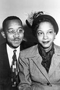 afrotagious's tweet photo. Dt. Kenneth Bancroft Clark and Dr Mamie Phipps Clark were American psychologists who as a married team conducted research among children and were active in the Civil Rights Movement. #DollTest #SelfLove #Afrotagious #RepresentationMatters https://t.co/ZzoBvdqWCI