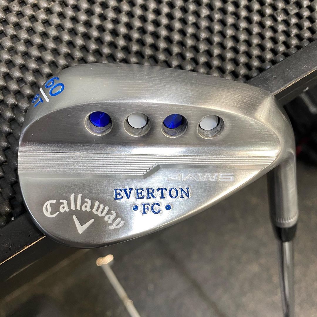PLinUSA's tweet photo. .@TommyFleetwood1 took a page out of Pimp My Ride and put his club ON his club. 

@EvertonInUSA | #themasters https://t.co/wWazRJVMtH