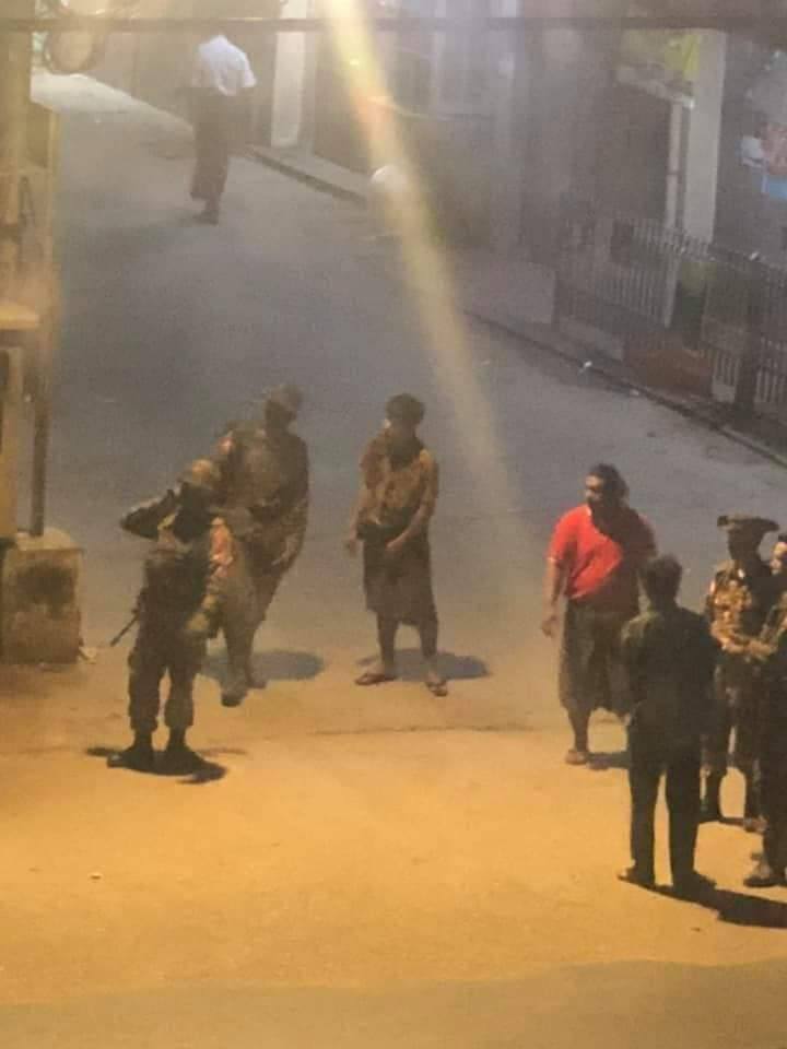 Military terrorists invaded into PhawtKan, Insein, continuously opened gunfire and abducted several innocent civillians at around 10 pm tonight.
#Apr8Coup 
#WhatsHappeningInMyanmar
