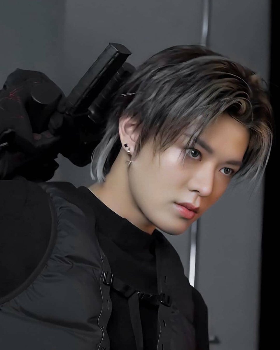 EmmaNerren1's tweet photo. Omg #NCTU #NCT127 #NCT127_gimmegimme #NCT #nct_yuta @NCTsmtown_127 @NCTsmtown https://t.co/iTlQWy0j4f