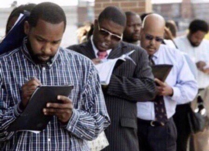 Director_Sway's tweet photo. 📢 *ENOUGH IS ENOUGH*📢

1. Food Allowances for NSFAS and all Bursaries NOW!
2. Offcampus allowance now
3.Disbursement of Data Now!
.

*🚨No online class MUST take place until all our demands are met. 

#TSRCMustFall!
#AllowancesNow!
#RepatriationNow!
#MokgalongMustFall! https://t.co/9AOZVww1vi