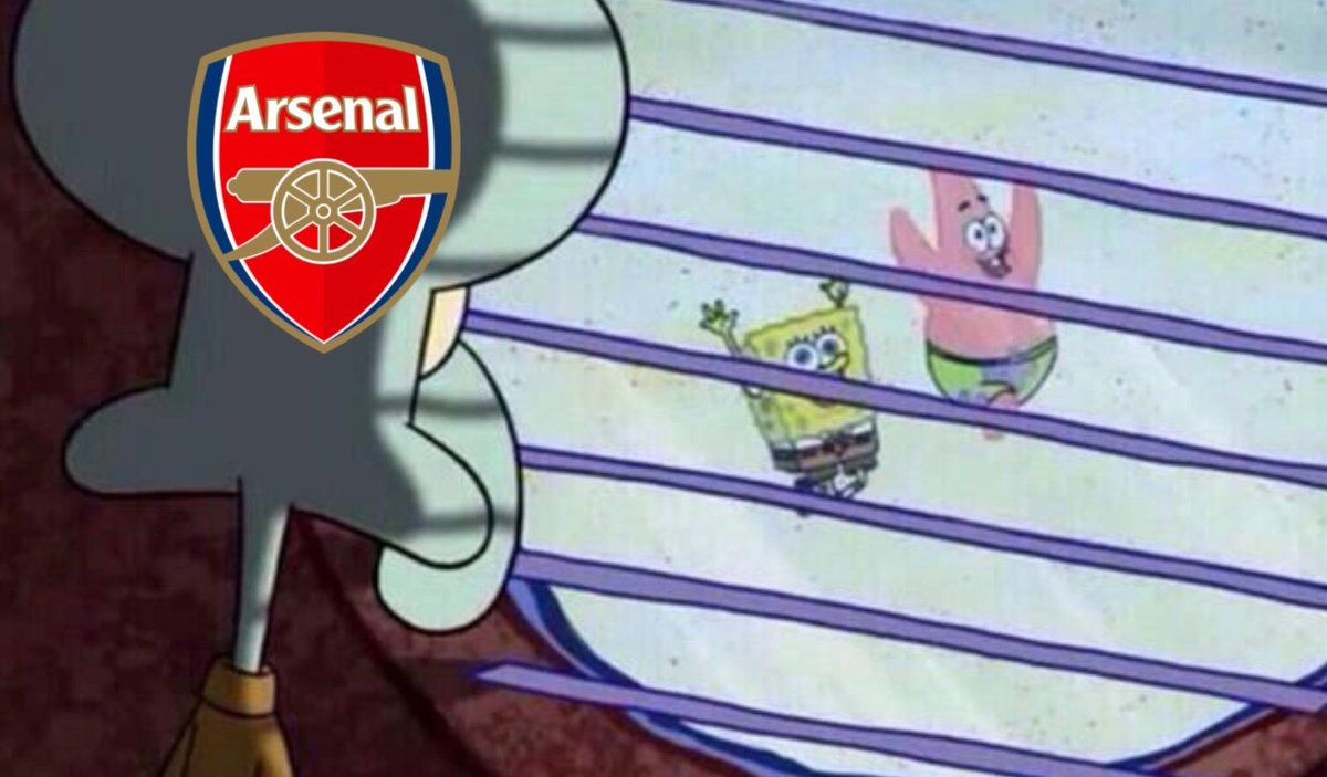 Martinelli watching ESR and Saka from the bench every game.
