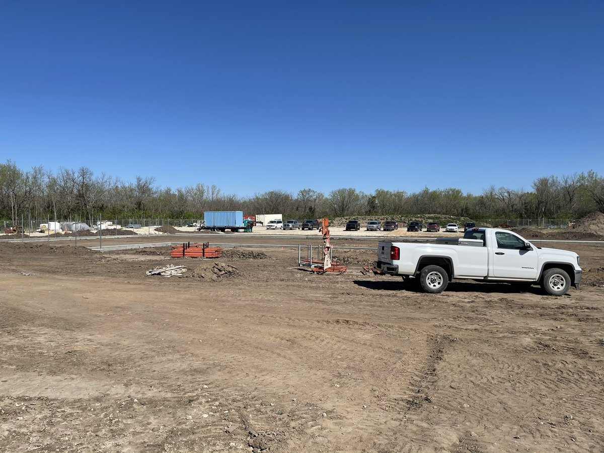 We have windows and light fixtures! <a href="/CooperEagles260/">Cooper Elementary - Derby Public Schools</a> is really making progress. Other photos are the cafeteria/stage and the playground area (equipment install starting Saturday!) <a href="/DerbySchoolsKS/">Derby Public Schools</a> <a href="/McCownGordon/">McCownGordon</a> @SJCF_arch #derbybondprogress